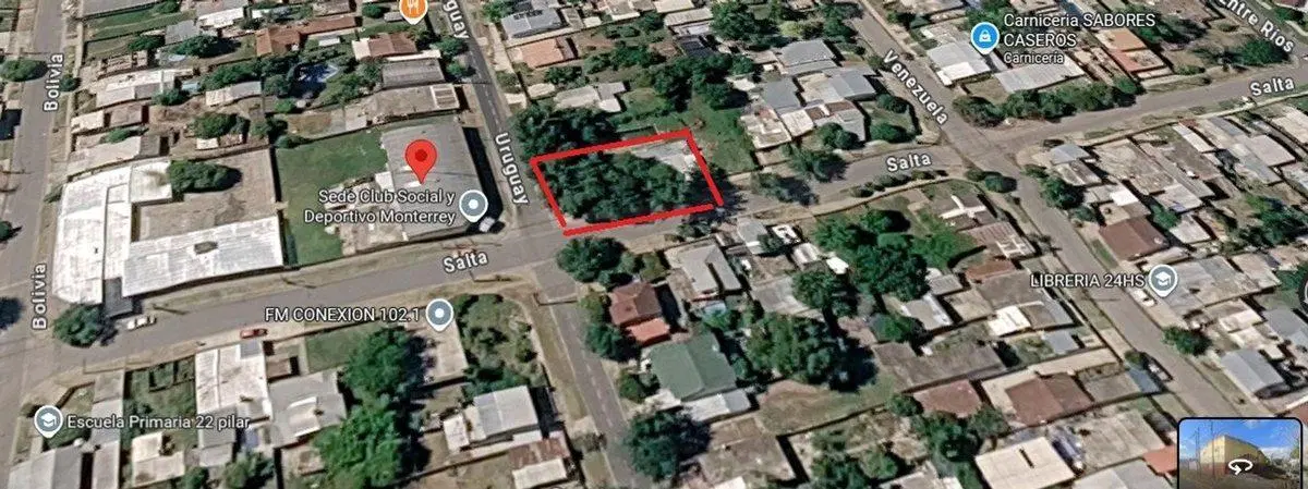 VENTA CASA PRESIDENTE DERQUI CENTRO A REFACCIONAR 5