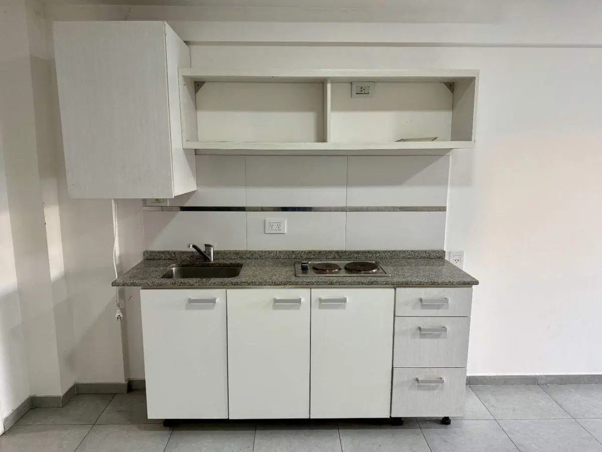 VENTA MONOAMBIENTE MORON BALCON VISTA ABIERTA 3