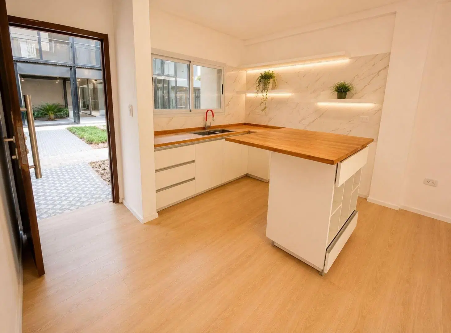 VENTA DUPLEX 3 AMB  PARQUE Y PARRILLA - ITUZAINGO 2
