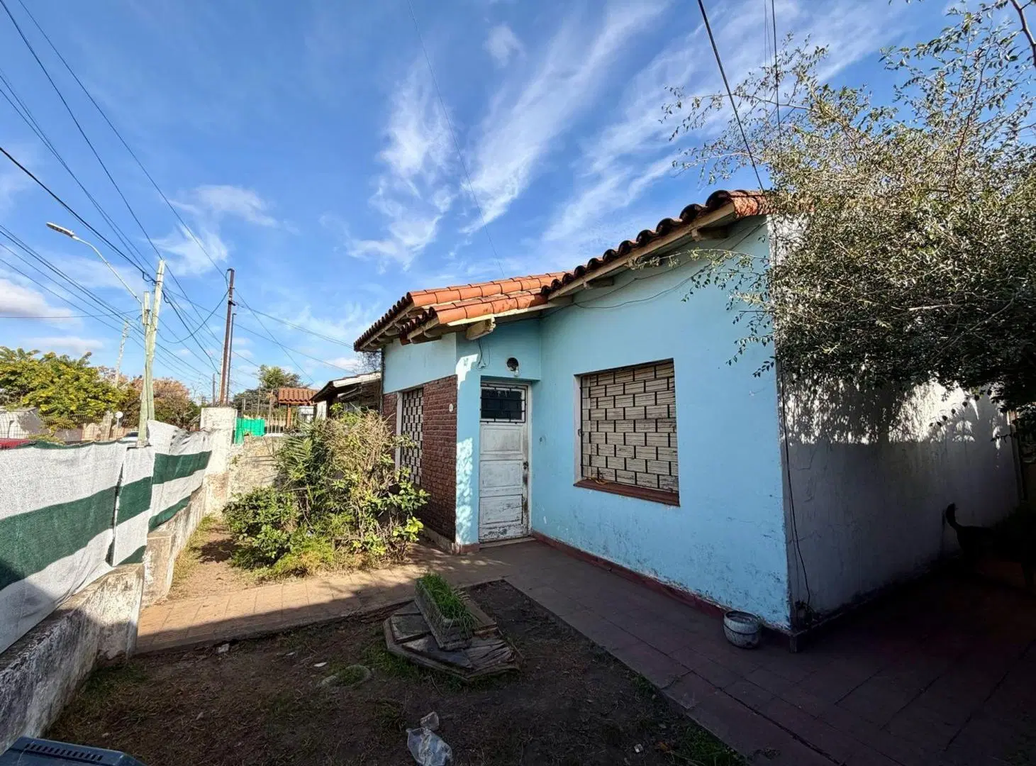 VENTA CASA 3 AMBIENTES A REFACCIONAR MORON 4