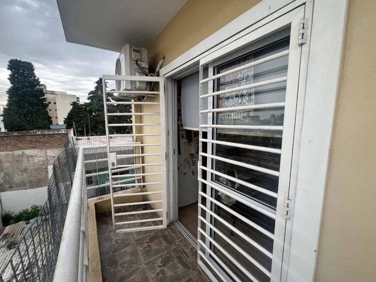 VENTA DPTO TERRAZA PROPIA 3AMB CASANOVA  BALCON 4