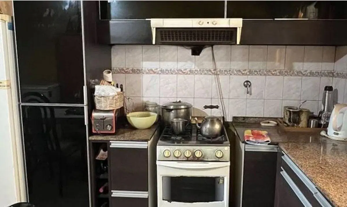 VENTA CASA 3 AMB. CON PILETA Y PARQUE EN LUJAN 5