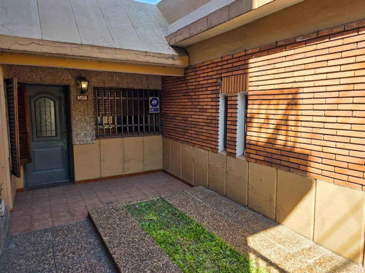 VENTA PH 3 AMBIENTES TERRAZA PROPIA JARDIN COCHERA 3