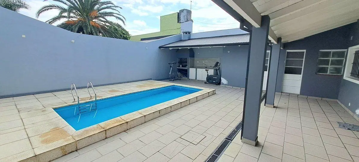 VENTA CASA 4 AMBIENTES PILETA COCHERA PADUA CENTRO 5