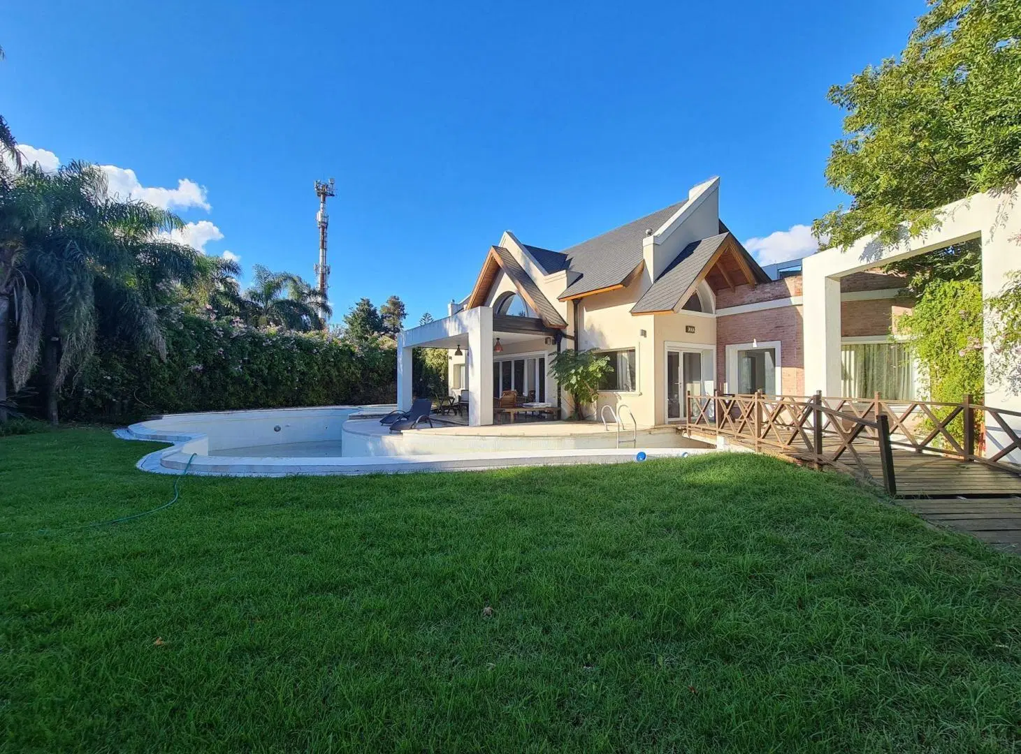 VENTA CASA 5 AMB 2 LOTES 1236 MT ITUZAINGO NORTE 3