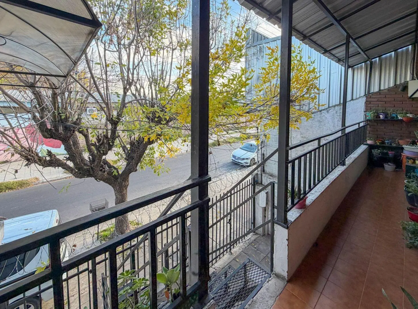 VENTA CASA MULTIFAMILIAR CON LOCAL LOTE 427M2 2
