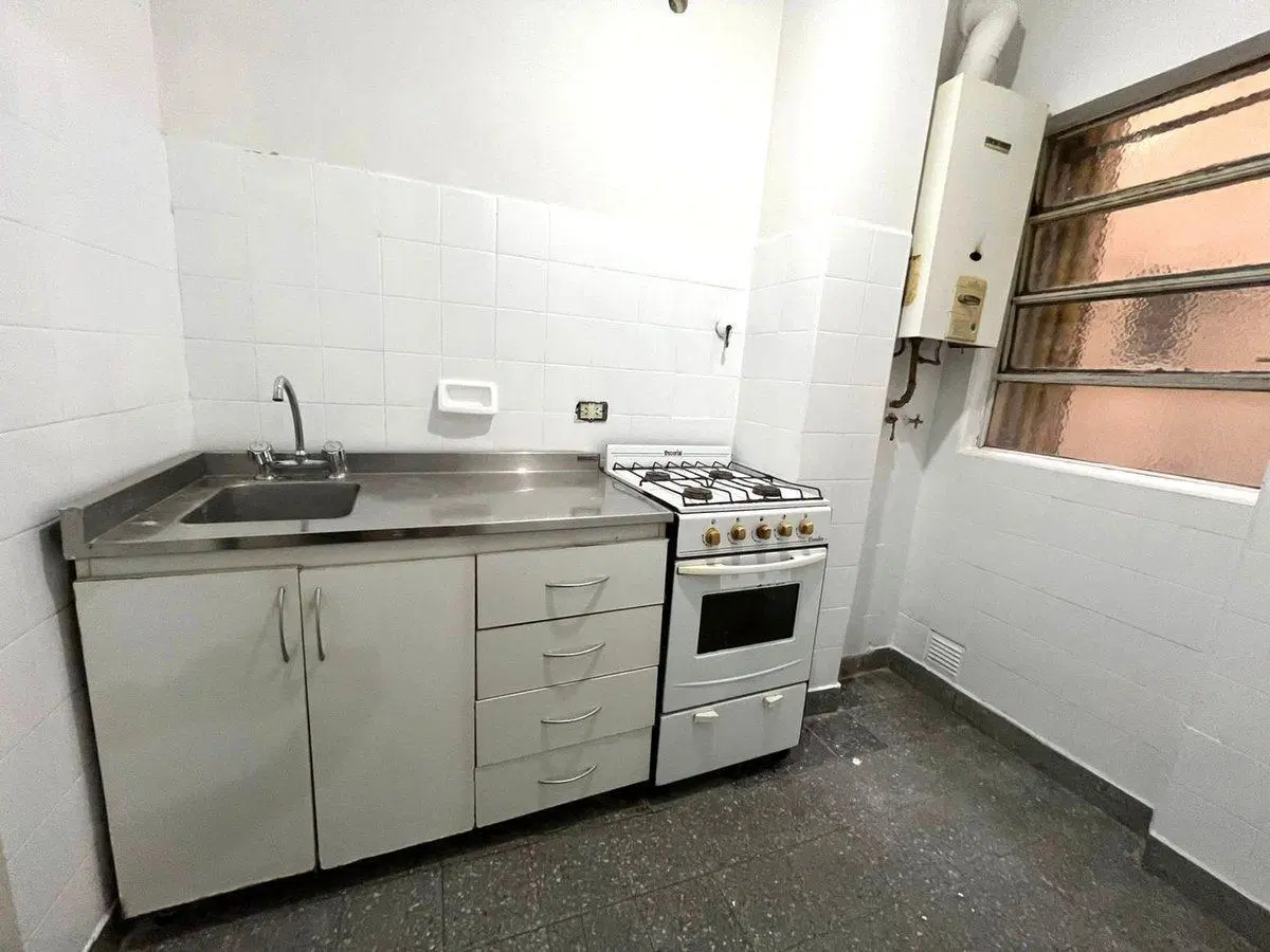 VENTA DEPTO 3 AMBIENTES- BALVANERA 3