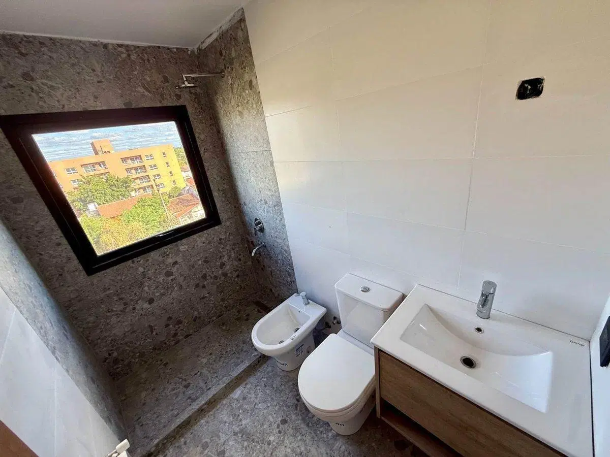 VENTA DPTO 4 AMB EN ITUZAINGO CON TERRAZA PROPIA 4