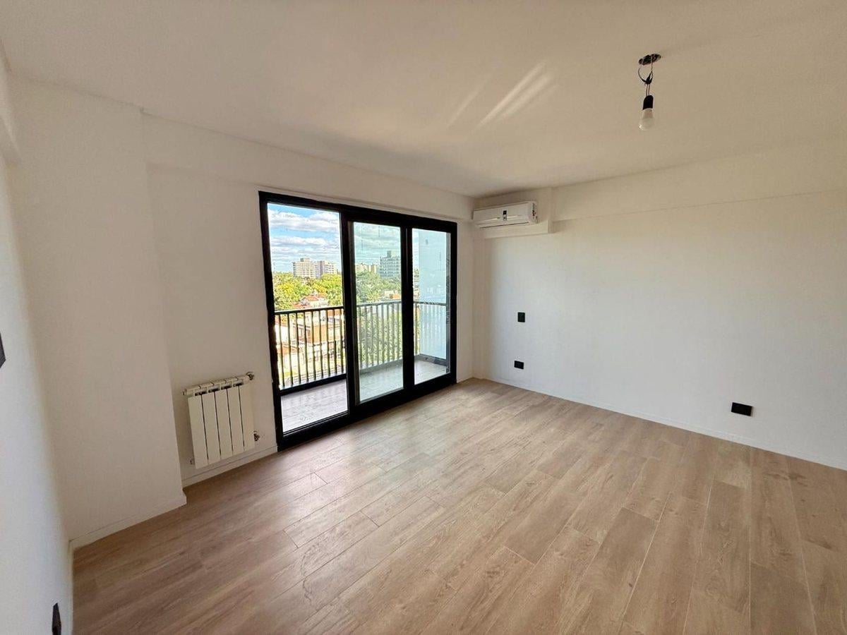 VENTA DPTO 4 AMB EN ITUZAINGO CON TERRAZA PROPIA