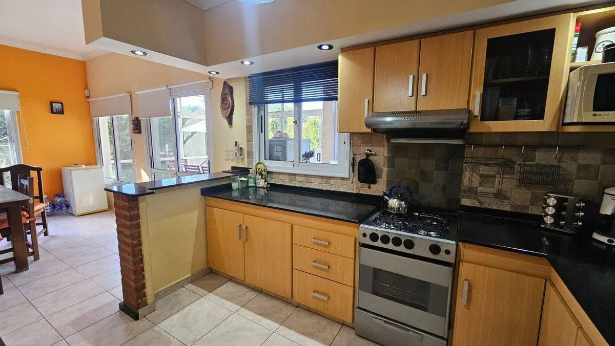 VENTA CASA 5 AMB SAN PATRICIO FCO ALVAREZ MORENO 3