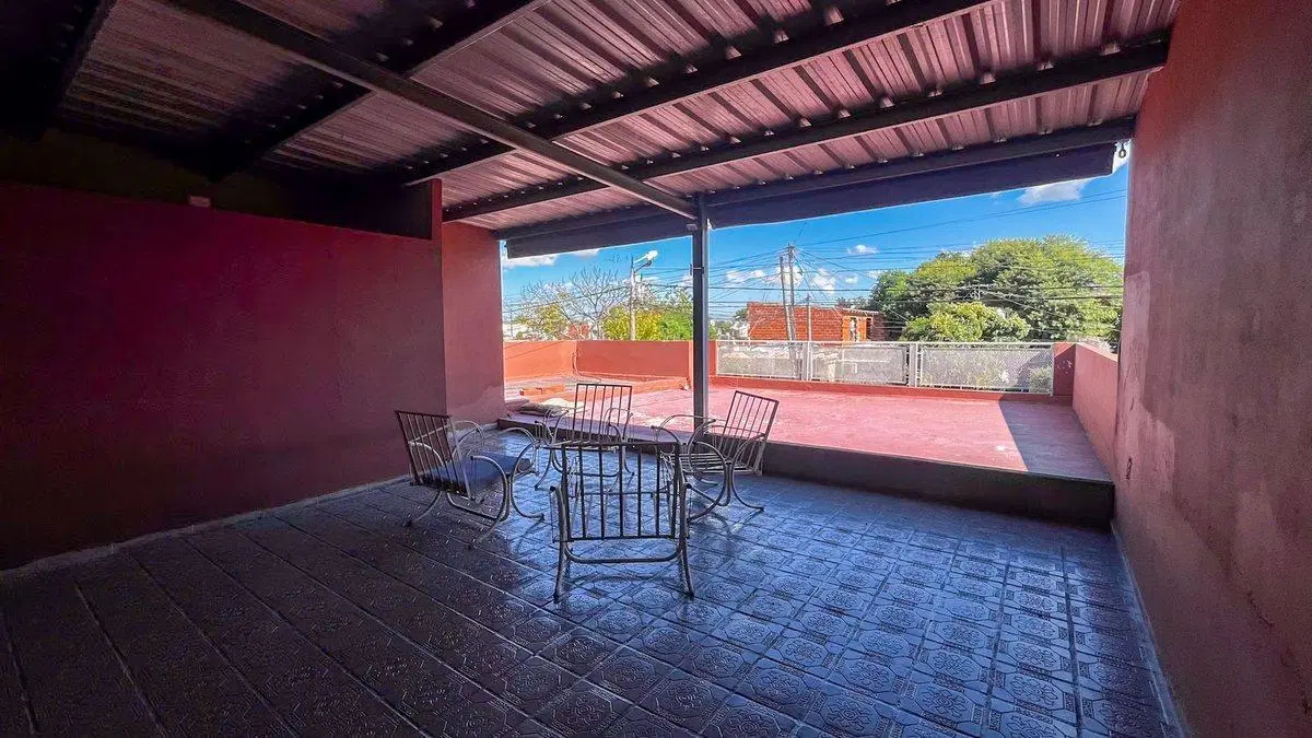 VENTA CASA MERLO 3AMB C JARDIN, QUINCHO Y TERRAZA 3