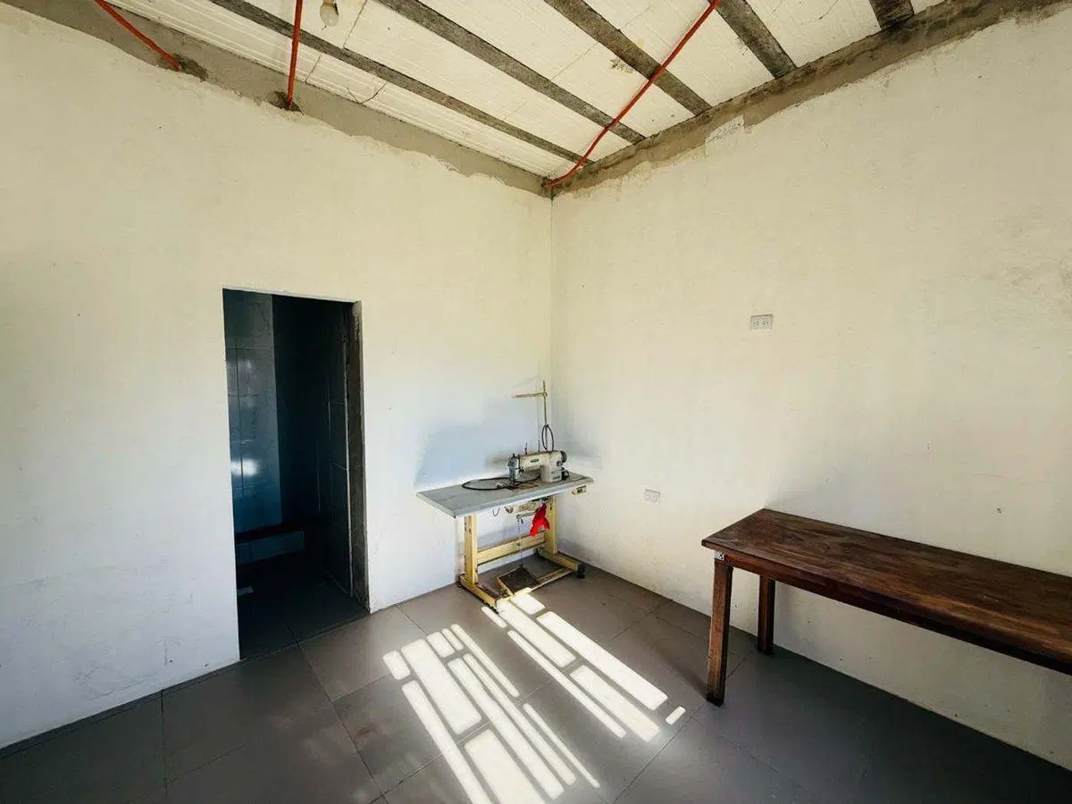 Galpon mas vivienda en venta, General Rodriguez 3
