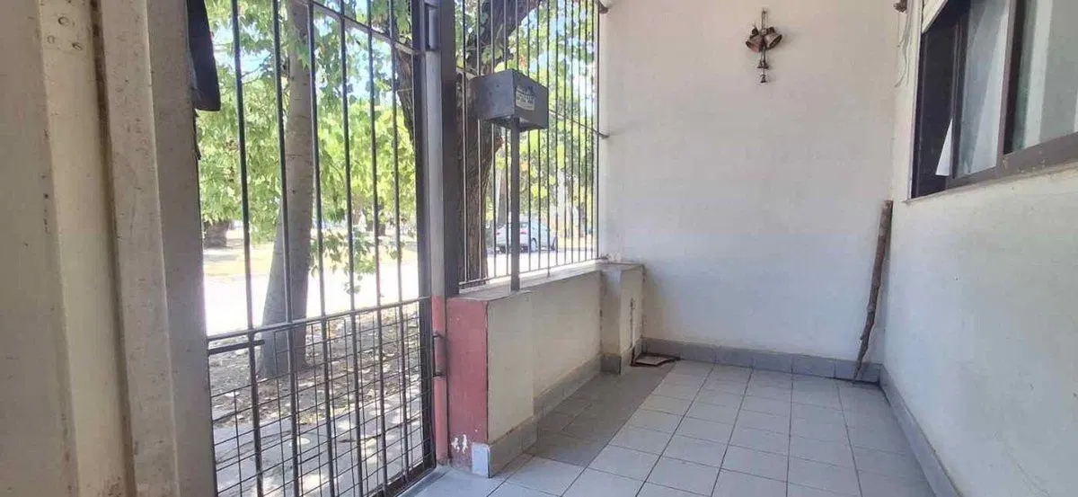 VENTA CASA DOS AMBIENTES EN MERLO CON PATIO Y COCH 5