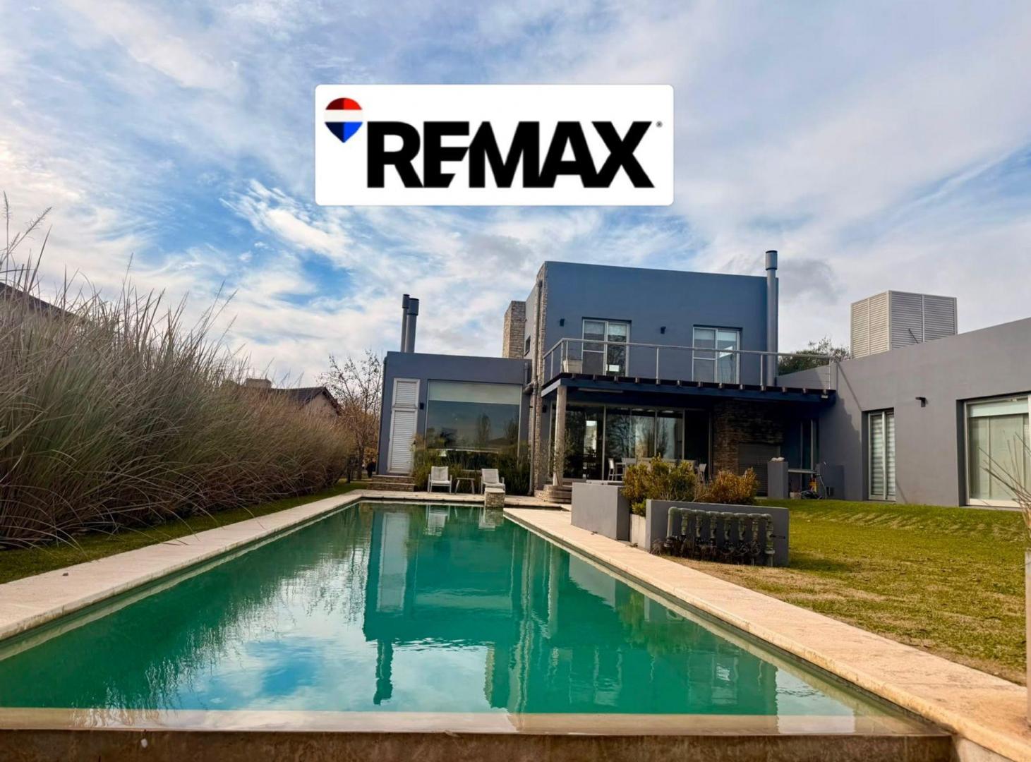 VENTA CASA PREMIUM 4 AMBIENTES LA CONCEPCION LUJAN