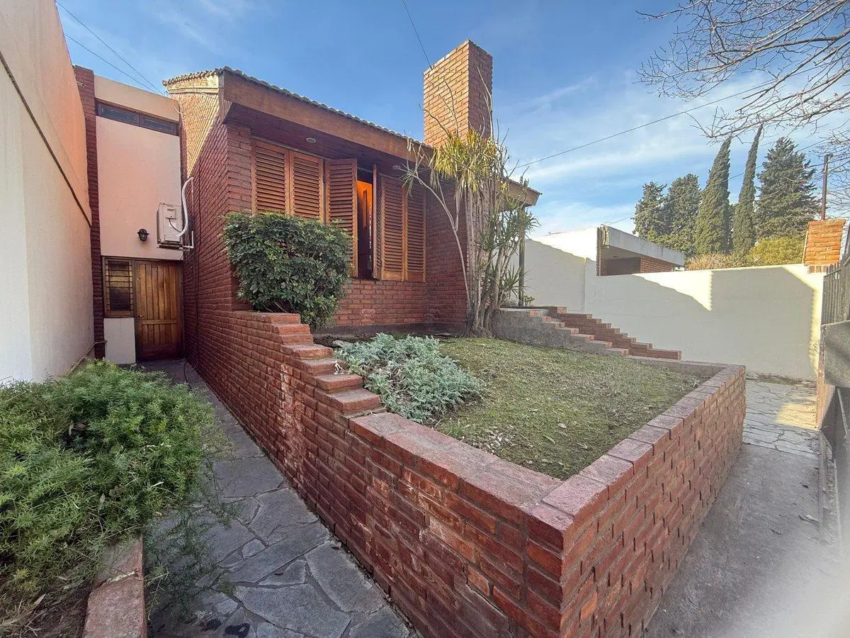 VENTA CASA 4 AMB MERLO CON PARQUE APTO CREDITO 4