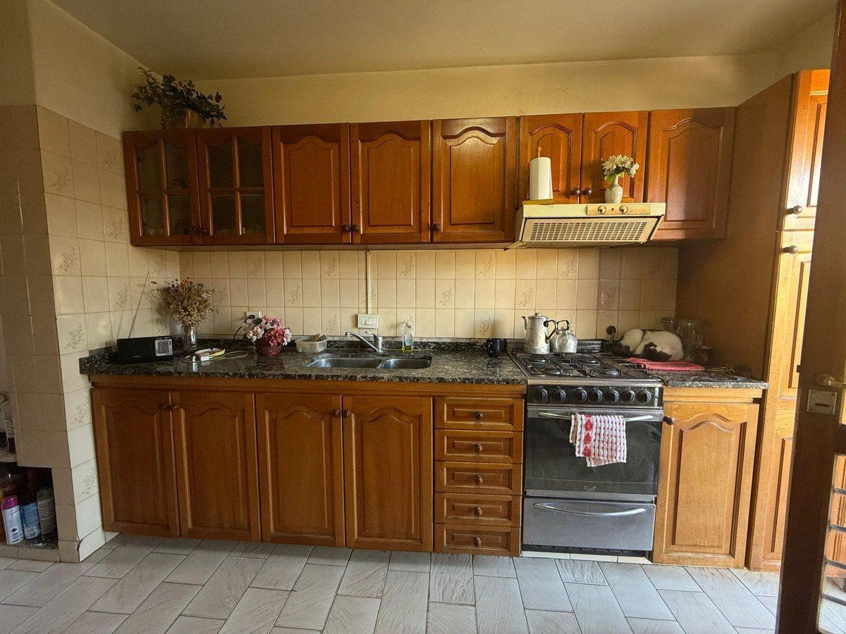 Foto de VENTA CASA 4 AMB MERLO CON PARQUE APTO CREDITO, imagen 1