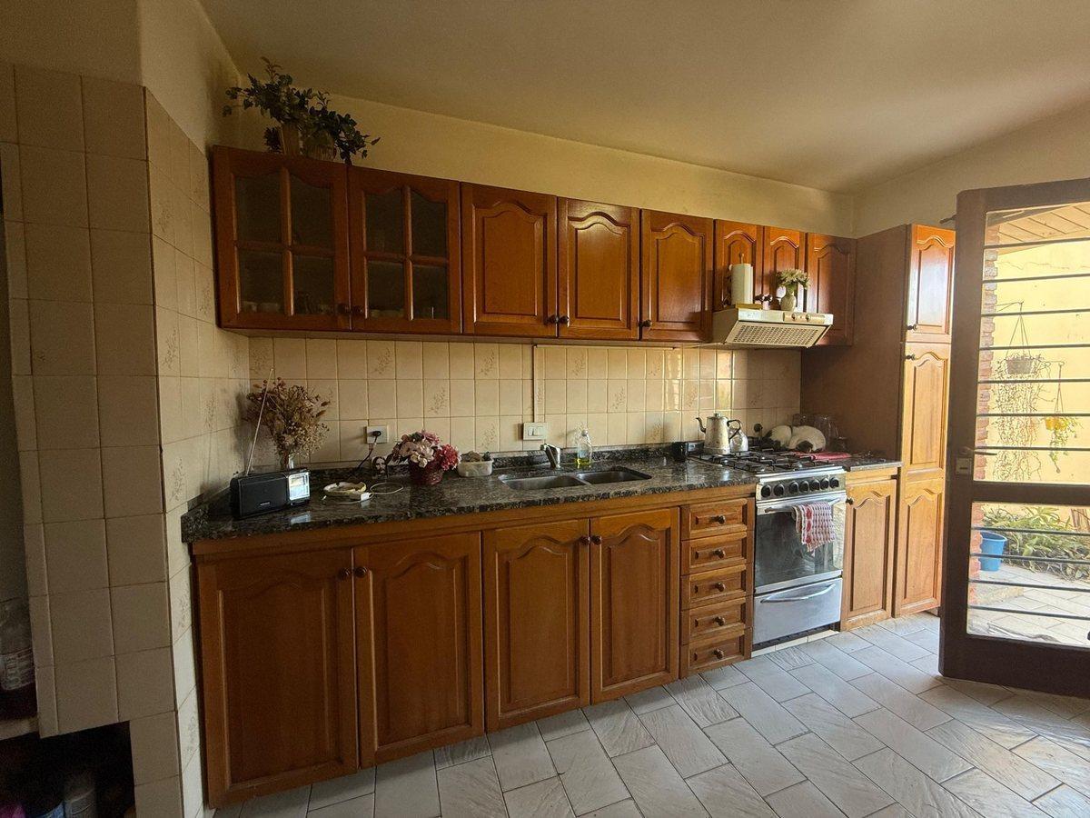 Foto de VENTA CASA 4 AMB MERLO CON PARQUE APTO CREDITO, imagen 5