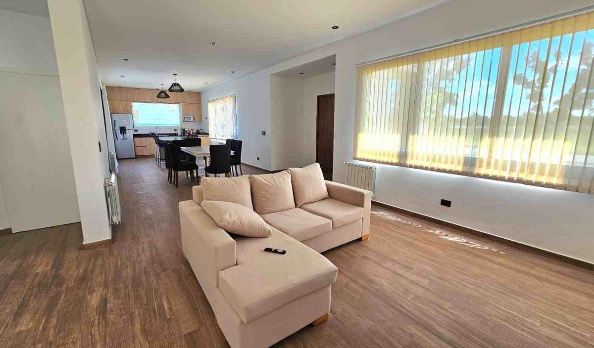 VENTA CASA 4 AMB PRADOS DEL OESTE MORENO FINANCIA