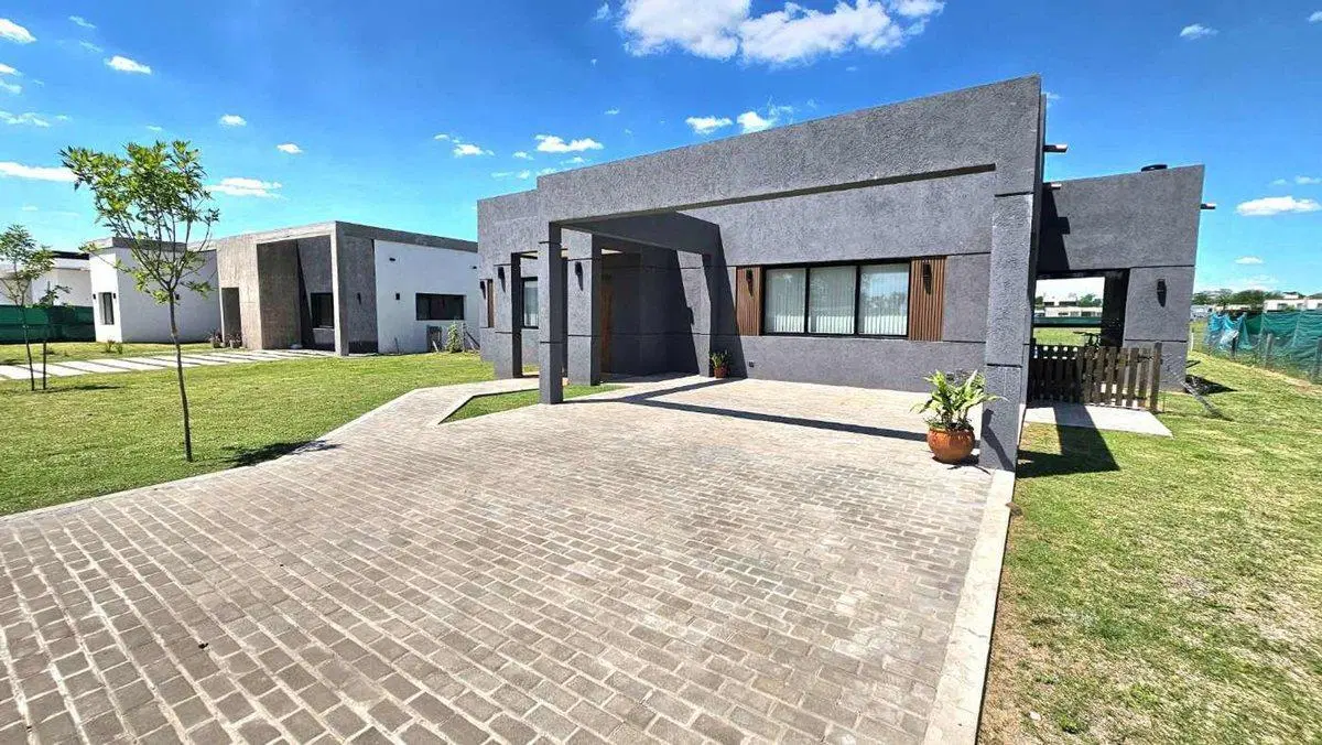 VENTA CASA 4 AMB PRADOS DEL OESTE MORENO FINANCIA 4
