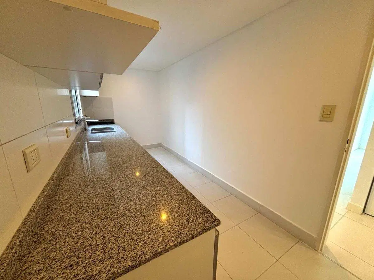VENTA DEPTO 4 AMB C/ TERRAZA QUINCHO COCH CASTELAR 5