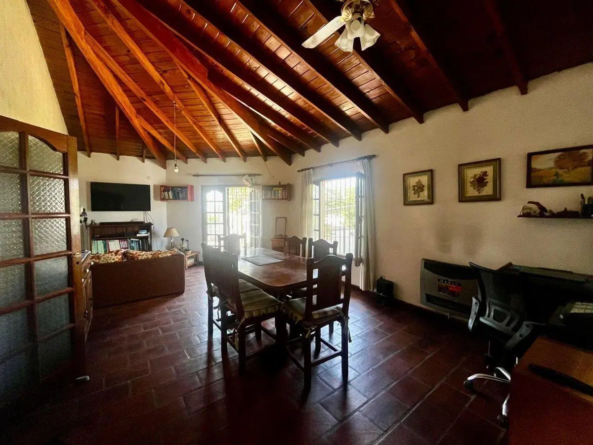 VENTA PANADERIA INDUSTRIAL LOCAL Y VIVIENDA MERLO 4