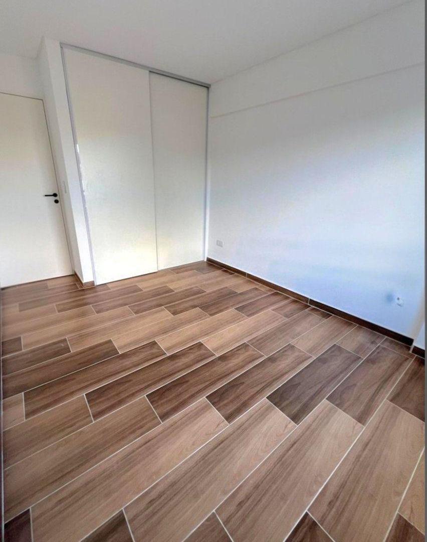 Foto de VENTA DEPARTAMENTO 2 AMBIENTES FRENTE C/ GYM MORON, imagen 5