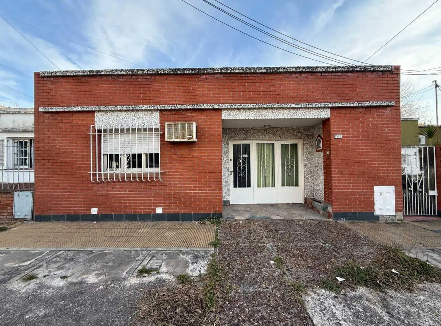 VENTA CASA 4AMB A REFACC PALOMAR JARDÍN Y PARRILLA 4