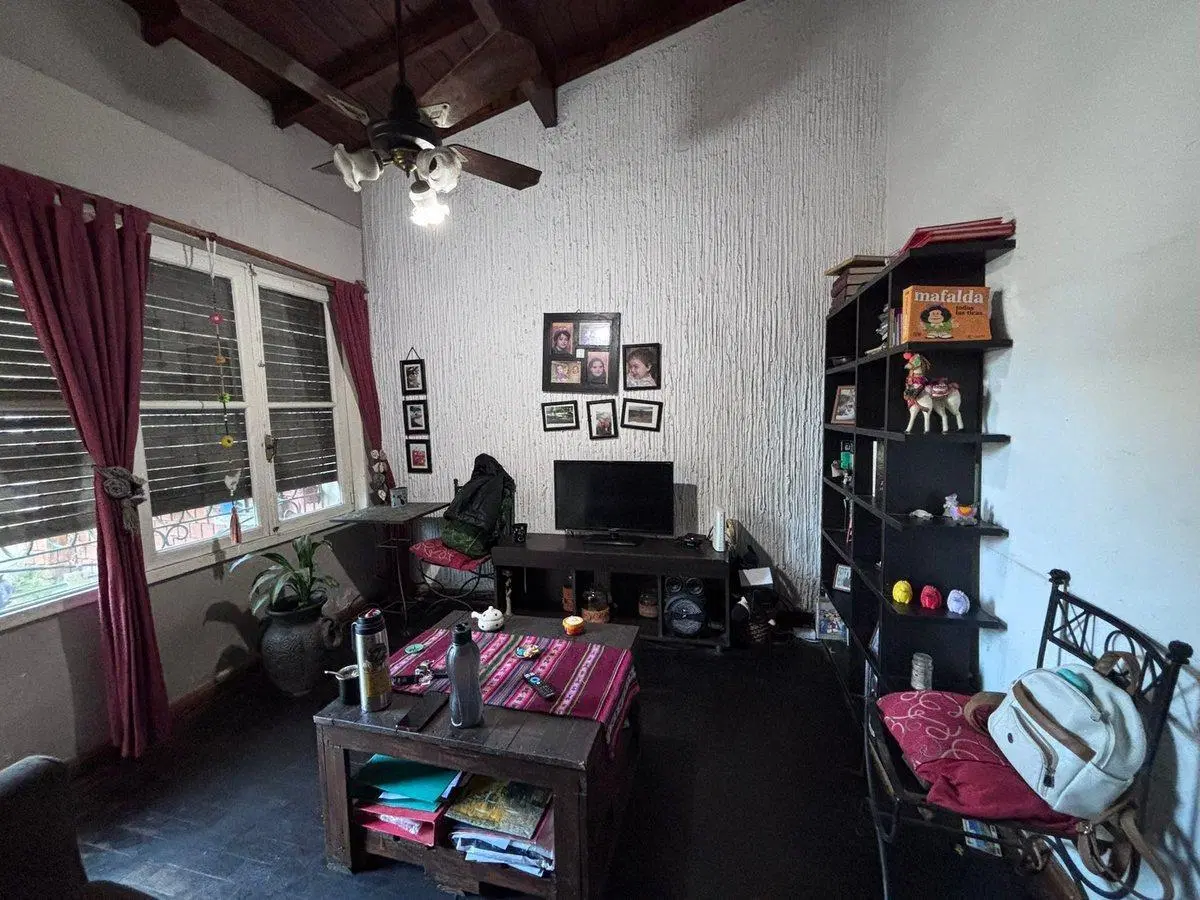 VENTA CASA 4 AMBIENTES LOMAS DEL MIRADOR 5