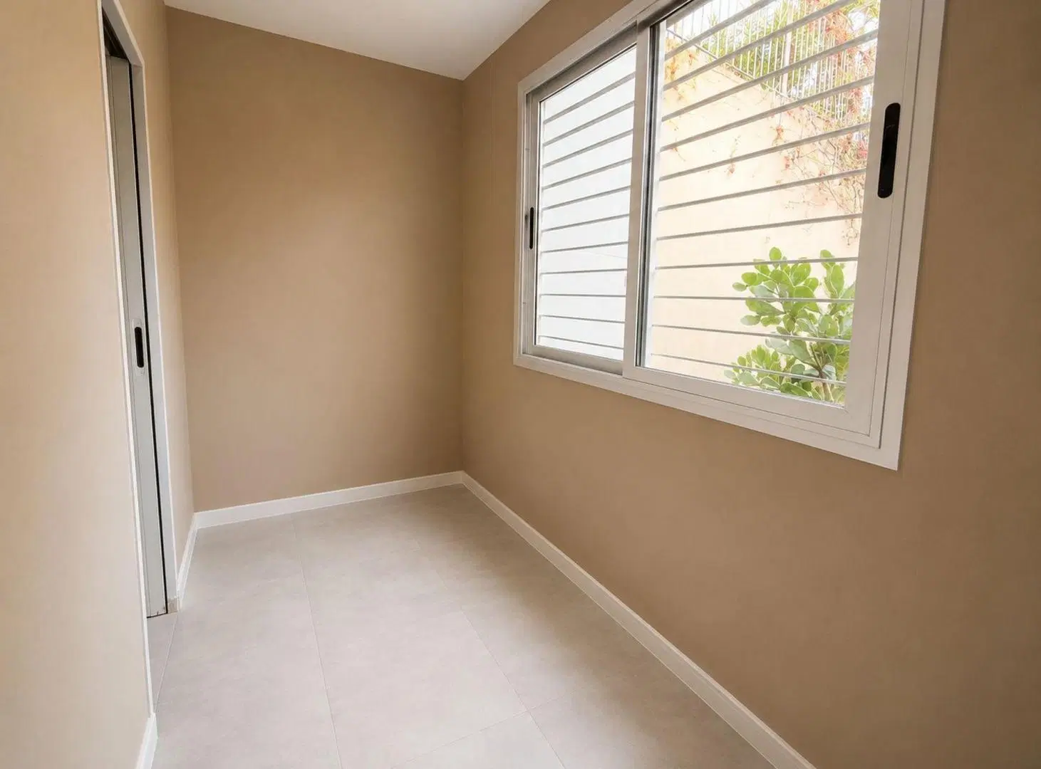 VENTA CASA 6 AMB. COCHERA QUINCHO PILETA R. MEJÍA 5