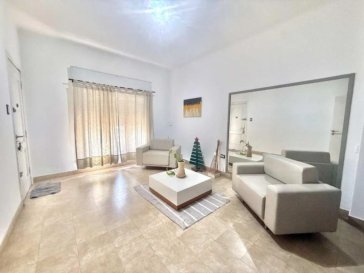CASA VENTA 4AMB CASTELAR SUR PARQUE COCHERA 3