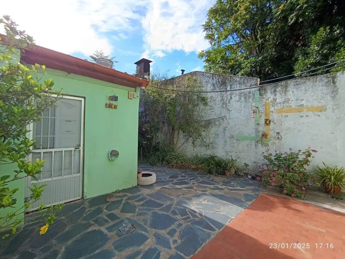 VENTA PH 3 AMB MAS 2 DEPARTAMENTOS EN MORON 2