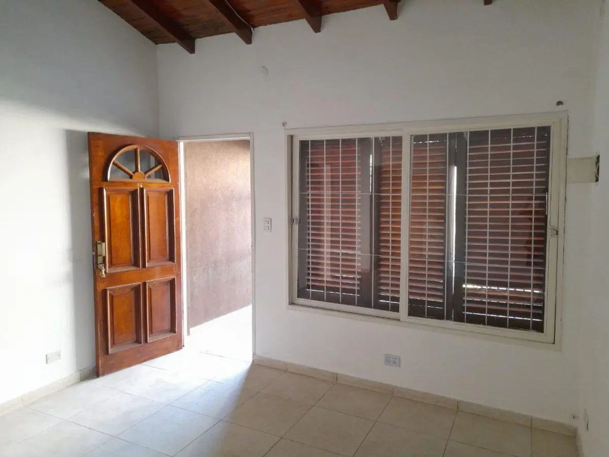 VENTA PH 3 AMBIENTES EN CASTELAR OFRECE FINANCIAR 3