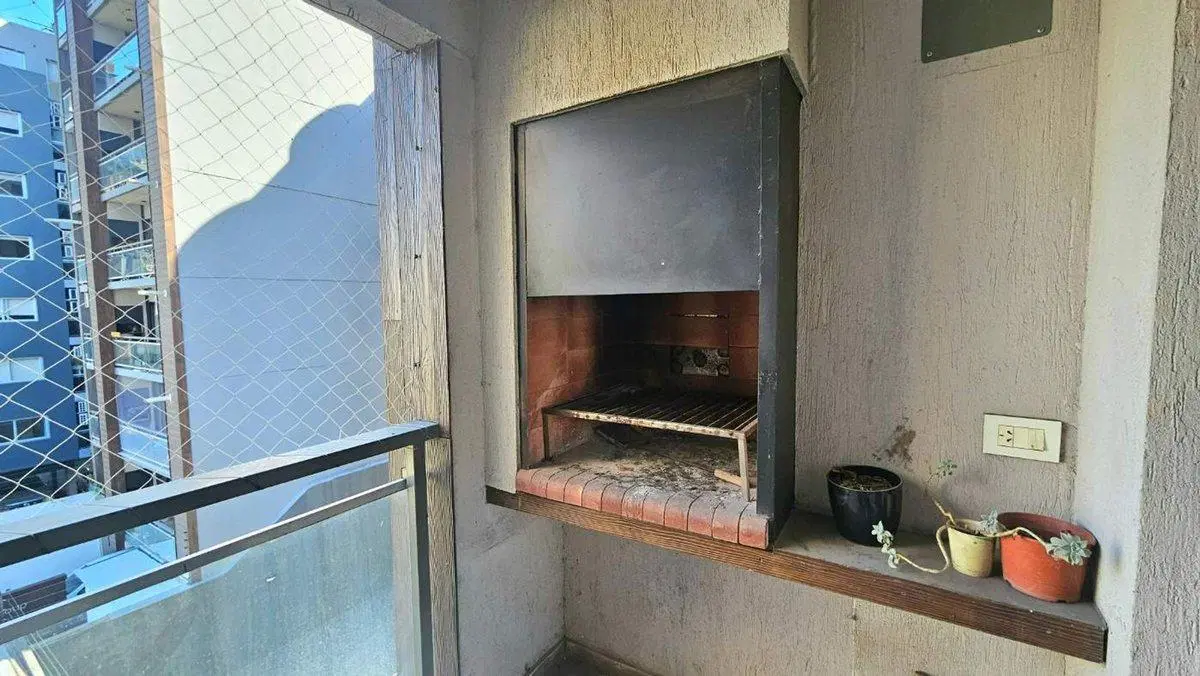 VENTA DEPTO 3 AMB PARRILLA PILETA MORON APTO PROF 3