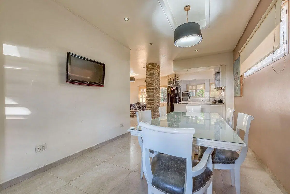 TRIPLEX EN TRES NIVELES - RAMOS MEJIA 2