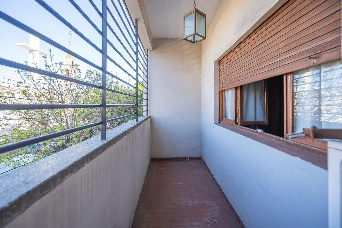 TRIPLEX EN TRES NIVELES - RAMOS MEJIA 5
