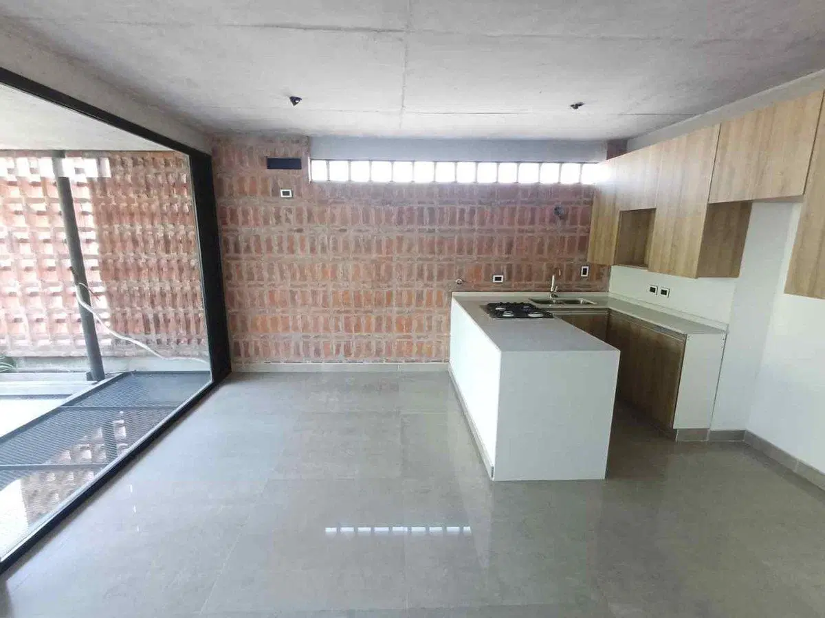VENTA DEPARTAMENTO 3amb+2 baños+Cochera SAN MARTIN 5