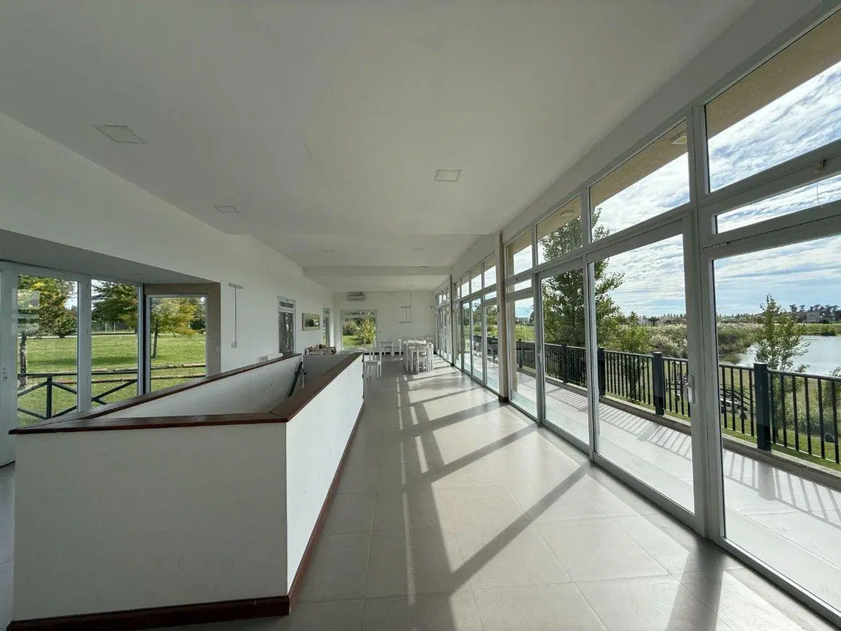 VENTA LOTE 1055,34 BARRIO LOS JUNCOS LUJÁN 3