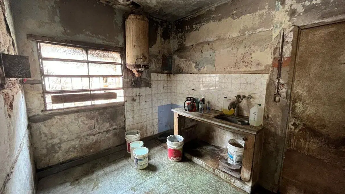 VENTA LOTE 303 M2 C/ CASA A DEMOLER PADUA MERLO 5