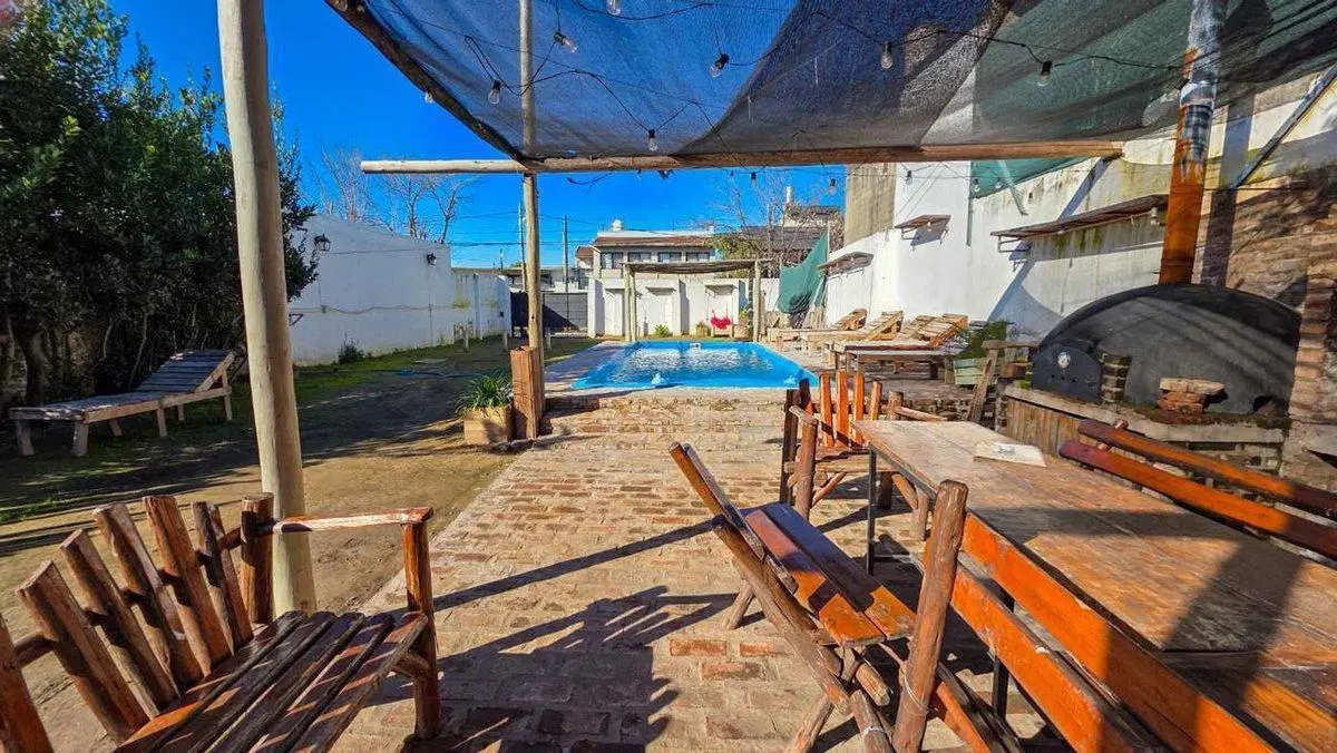 VENTA CASA 2 AMB PILETA PARRILLA  APTO CREDITO 2