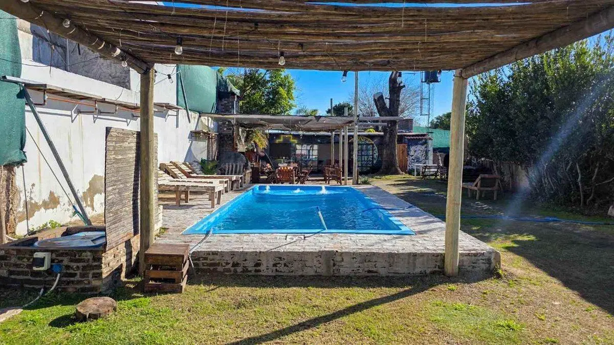 VENTA CASA 2 AMB PILETA PARRILLA  APTO CREDITO 3