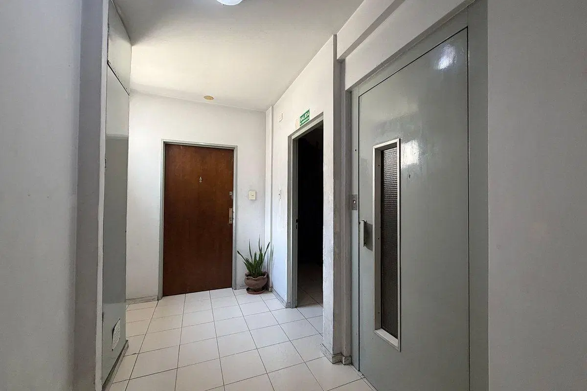 VENTA Mono PISO ALTO Balcon CREDITO. Caballito 5