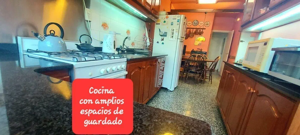 VENTA V SARMIENTO HAEDO CASA 4 Ambientes IMPECABLE 2