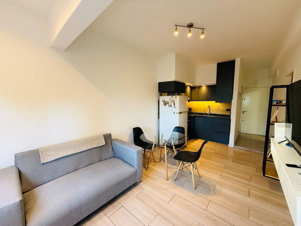 Departamento 3 ambientes en venta, Ramois Mejia 4