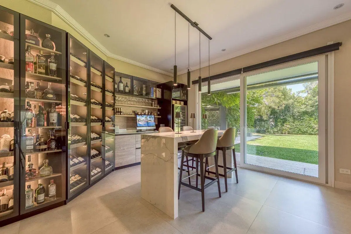 CASA 4/5 AMBIENTES VILLA BERTHA Doble lote APTO C. 4