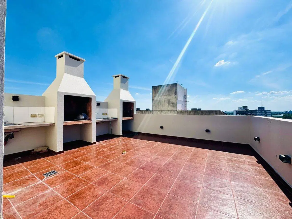 VENTA MONOAMBIENTE BALCON CON PARRILLA EN CASEROS 2