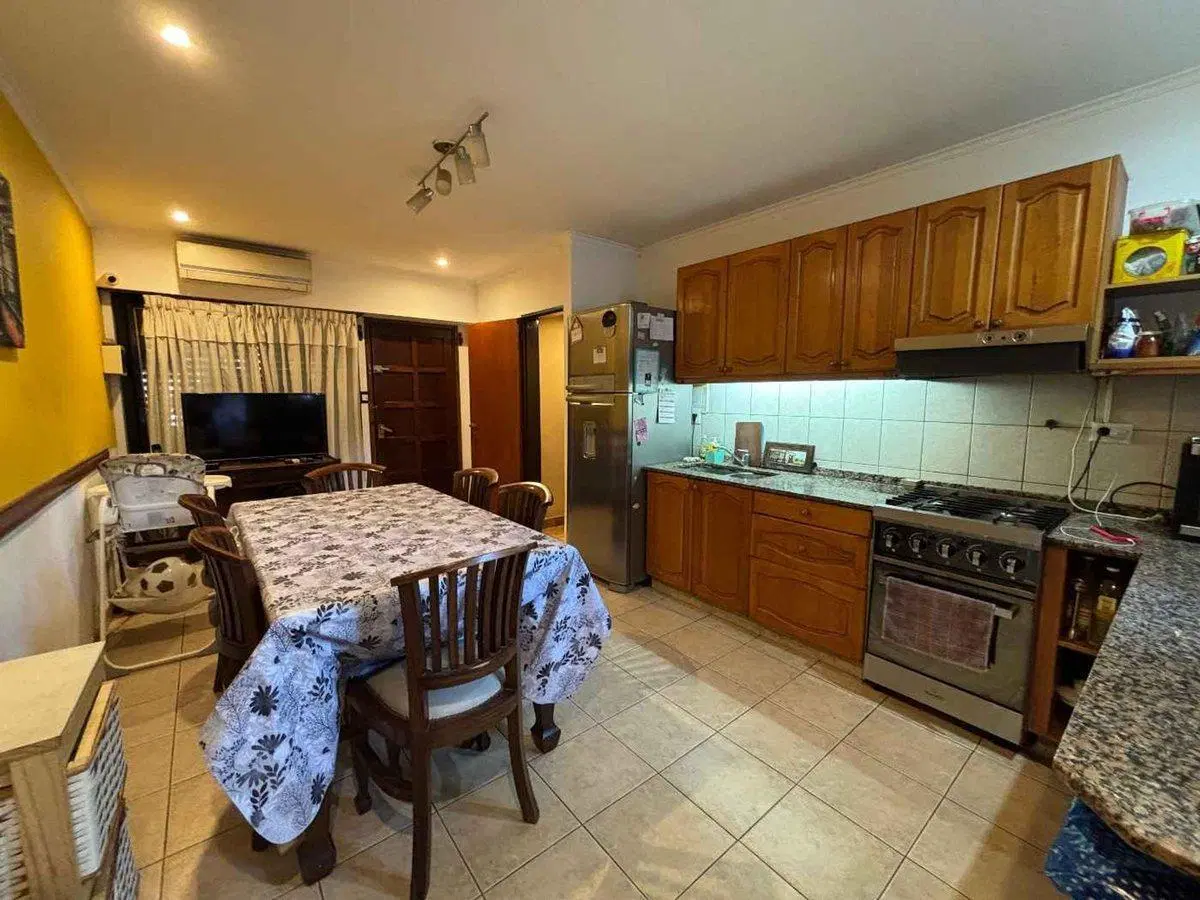 Venta casa 4 amb, pileta, quincho, Ituzaingo Norte 4