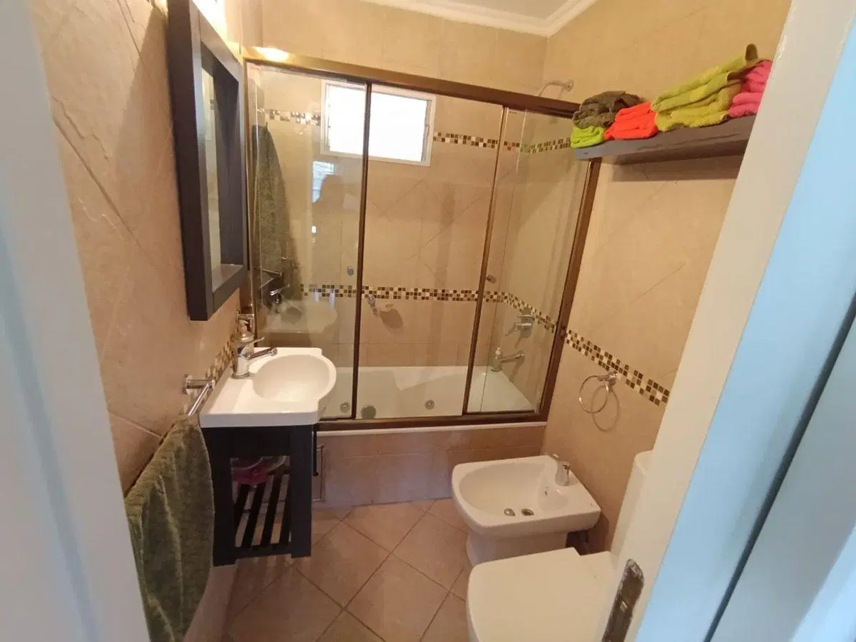 VENTA CASA 3 AMB C/ QUINCHO Y PARQUE ITUZAINGO NOR 3