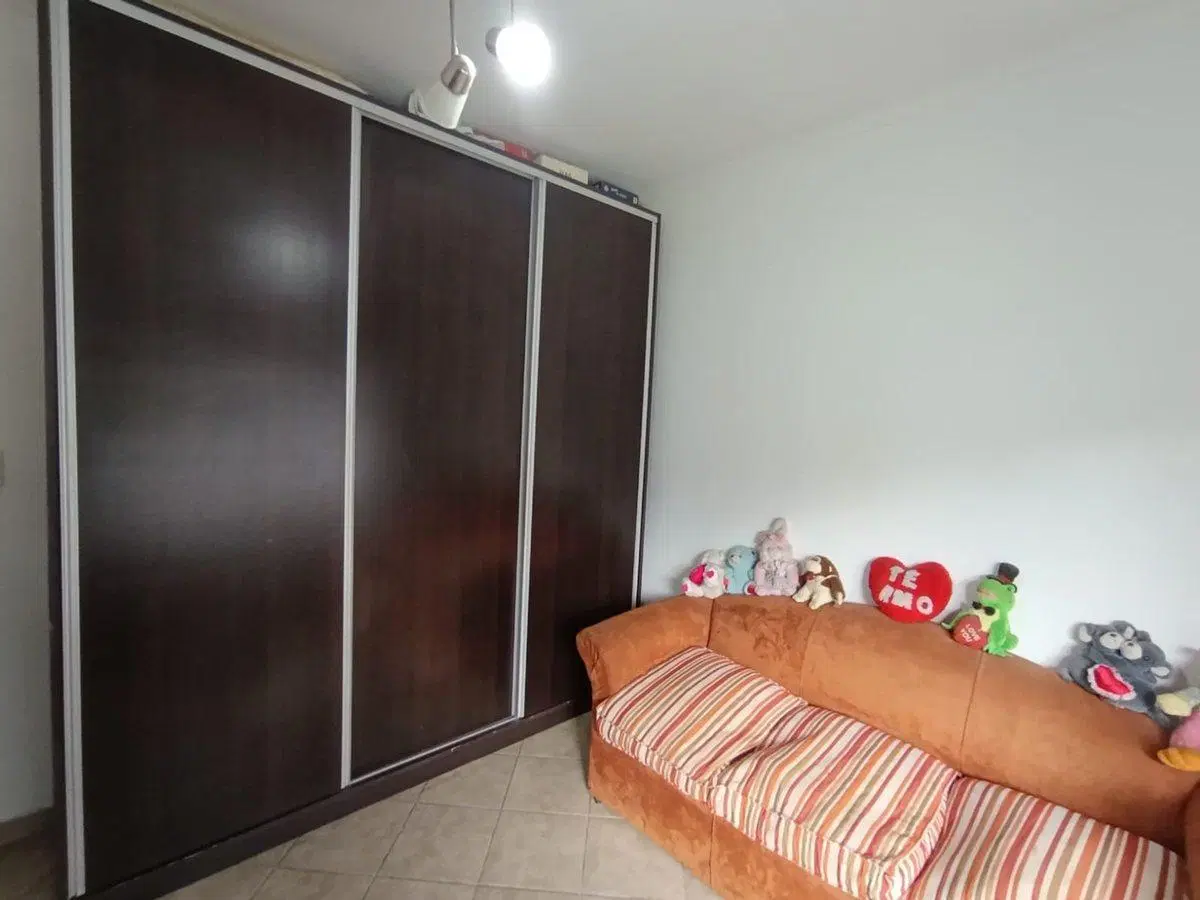 VENTA CASA 3 AMB C/ QUINCHO Y PARQUE ITUZAINGO NOR 5