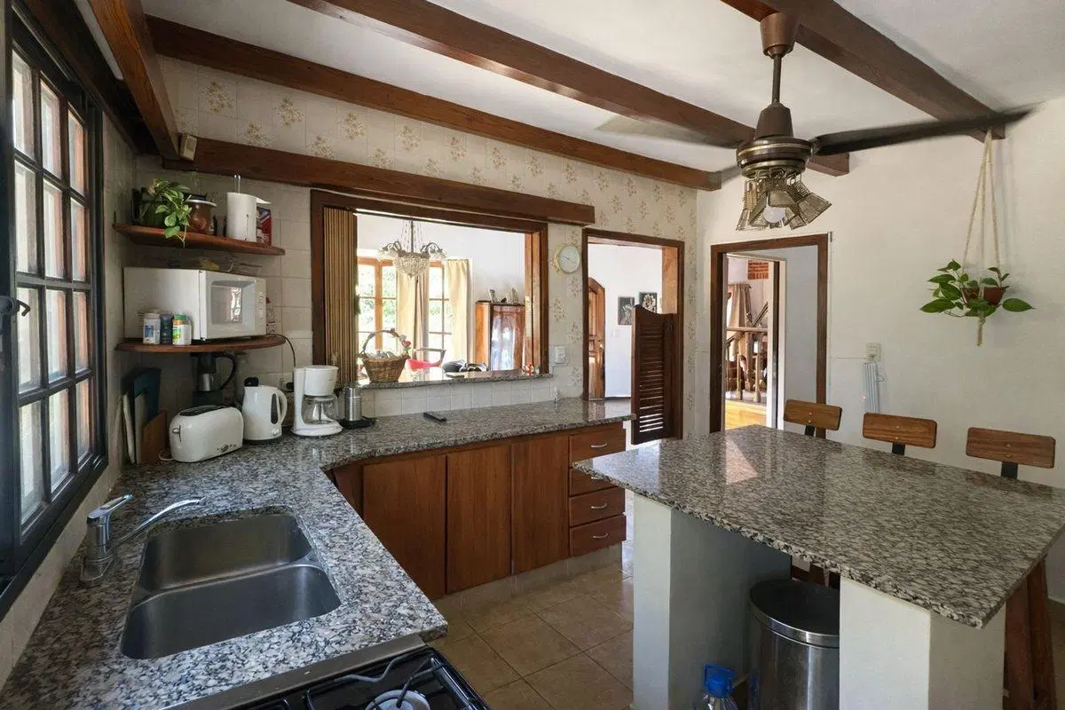 VENTA CHALET 5 AMB PILETA JARDIN EN EL MORO 2