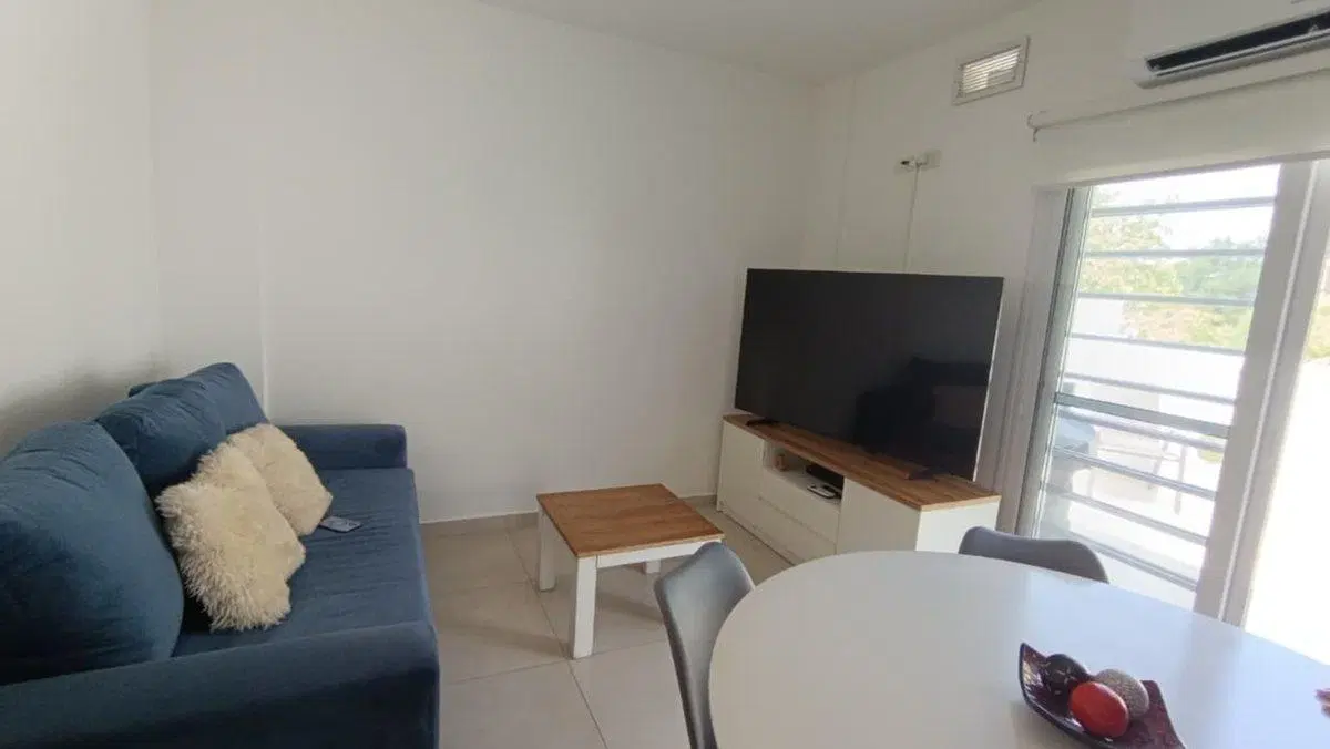 VENTA DPTO 3 AMB C/ PATIO Y BALCON EN PADUA A CRED 3